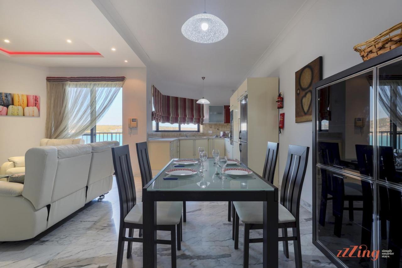 Beachfront 2 Bedroom Holiday Home Is-Sellum Exterior photo